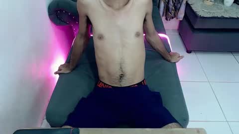 crocodale online show from September 2025 12:00:02 AM