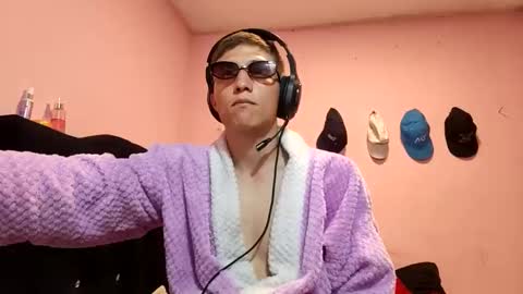 Snapshot of cronos_hot_888 chatting on April 2026 12:02:01 PM cronos_hot_888 online show from April 2026 12:02:01 PM