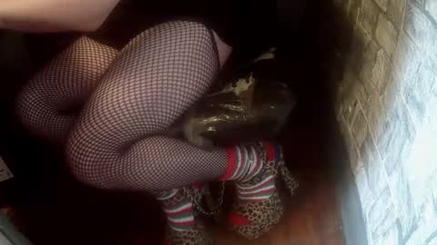 Snapshot of crossdresser_krystal chatting on December 2025 08:02:02 PM crossdresser krystal online show from December 2025 08:02:02 PM