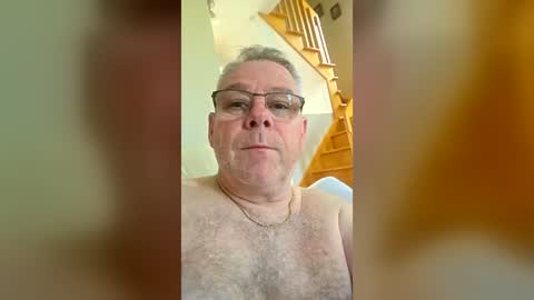 Crowbarbi online show from June 2026 07:23:01 PM