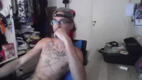 Snapshot of crudosoy chatting on November 2025 06:07:01 PM Carlo online show from November 2025 06:07:01 PM