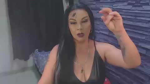 Snapshot of cruela_deviil chatting on October 2025 02:56:02 AM cruela_deviil online show from October 2025 02:56:02 AM