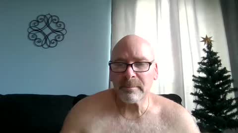 Snapshot of cruising_guy chatting on January 2025 05:49:02 PM fun guy online show from January 2025 05:49:02 PM