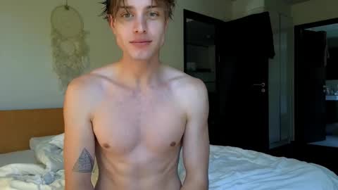 Lin inst lingoodyy online show from December 2025 04:51:01 AM