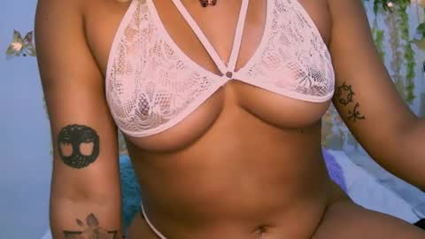 crysrus online show from February 2025 03:18:01 AM