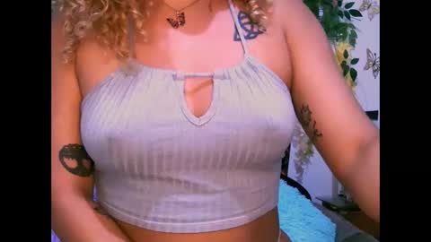 crysrus online show from October 2025 01:38:01 AM