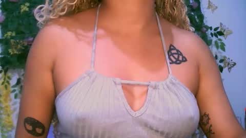 crysrus online show from November 2025 01:20:02 AM