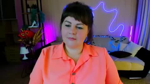 Anna online show from September 2025 07:14:02 PM