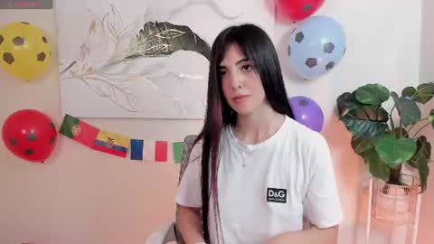 Snapshot of crystal_arlette chatting on June 2026 02:54:02 PM crystal_arlette online show from June 2026 02:54:02 PM