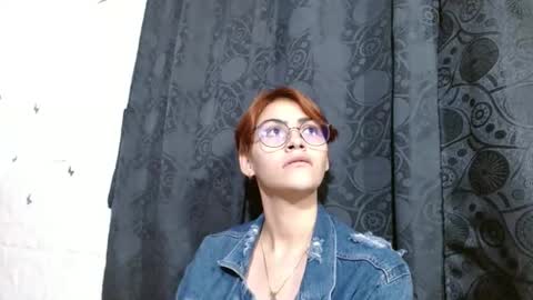 Snapshot of crystal_starx chatting on February 2025 02:37:01 AM Crystal Blaze online show from February 2025 02:37:01 AM