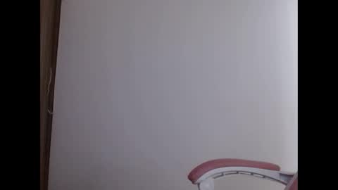 Snapshot of crystal_starx chatting on September 2025 09:07:02 PM Crystal Blaze online show from September 2025 09:07:02 PM