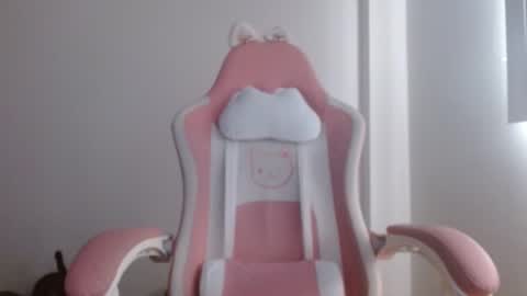 Snapshot of crystal_starx chatting on September 2025 02:53:02 PM Crystal Blaze online show from September 2025 02:53:02 PM