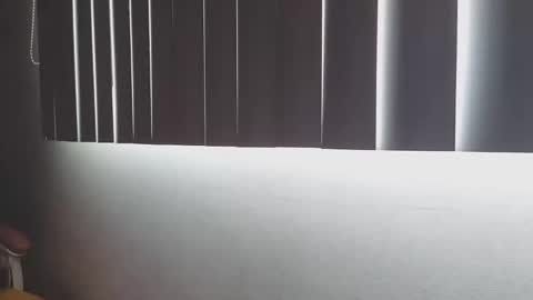 Snapshot of crystal_starx chatting on October 2025 04:41:01 PM Crystal Blaze online show from October 2025 04:41:01 PM