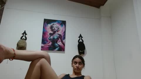 Crystal Blaze online show from April 2026 02:36:02 AM