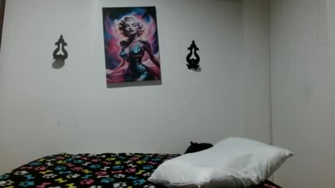 Crystal Blaze online show from June 2026 05:38:02 AM