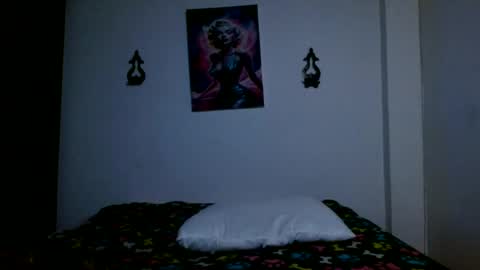 Crystal Blaze online show from June 2026 01:41:02 AM