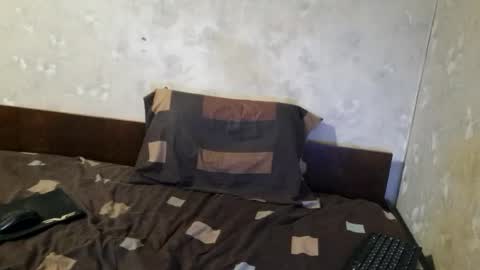 Snapshot of crystal_vibe chatting on March 2026 11:33:01 PM Crystallax online show from March 2026 11:33:01 PM