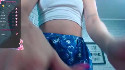 I AM CRYSTAL online show from September 2025 07:18:02 PM