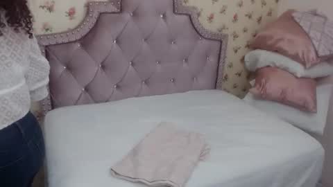 Milf Latina online show from March 2026 12:52:01 PM