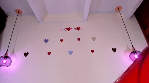 Snapshot of crystalbaby00 chatting on March 2026 11:39:02 PM Hi I am Luz 3 online show from March 2026 11:39:02 PM