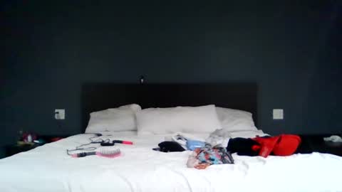 Snapshot of crystalbarbie214 chatting on November 2025 12:49:02 AM crystalbarbie214 online show from November 2025 12:49:02 AM