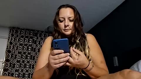 Snapshot of crystalbarbie214 chatting on December 2025 09:14:01 AM crystalbarbie214 online show from December 2025 09:14:01 AM