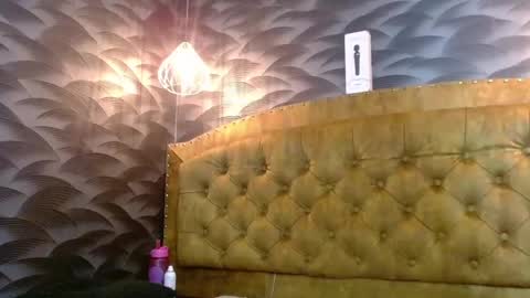 Crystal online show from October 2025 07:26:02 PM