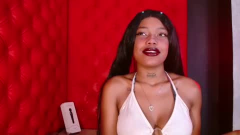 Crystal online show from November 2025 07:57:01 PM