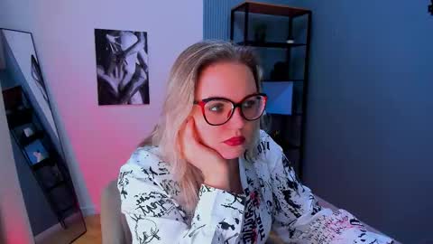 Crystal online show from February 2026 05:34:02 AM