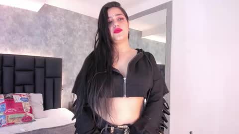 Snapshot of crystaldarliing chatting on September 2025 03:39:01 PM Crystal online show from September 2025 03:39:01 PM