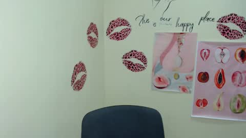 Stella online show from February 2025 04:58:02 PM