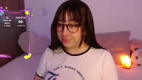 Olivia  online show from September 2025 12:47:01 AM