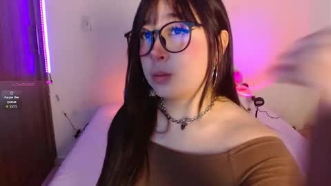 Snapshot of crystalitesq chatting on February 2026 12:26:01 PM Olivia online show from February 2026 12:26:01 PM