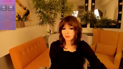Snapshot of crystallbloom chatting on September 2025 01:29:02 AM crystallbloom online show from September 2025 01:29:02 AM