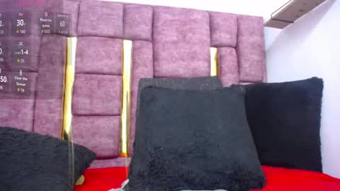 Snapshot of crystaltemptress chatting on January 2026 10:34:01 PM ASHLEY online show from January 2026 10:34:01 PM