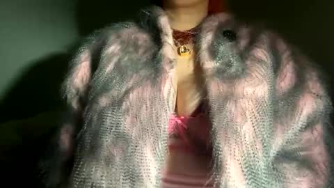 Snapshot of crystalyn777 chatting on February 2026 06:21:01 AM crystalyn777 online show from February 2026 06:21:01 AM