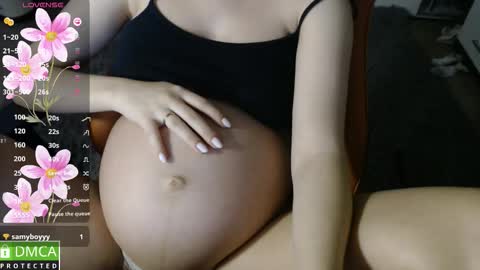 Snapshot of crystalyss chatting on October 2025 02:33:01 AM Lia online show from October 2025 02:33:01 AM