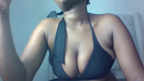 Snapshot of ctrl_cheeks chatting on October 2025 12:55:01 AM ctrl_cheeks online show from October 2025 12:55:01 AM