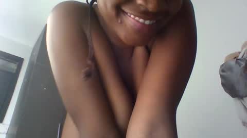 Snapshot of ctrl_cheeks chatting on October 2025 12:58:01 AM ctrl_cheeks online show from October 2025 12:58:01 AM