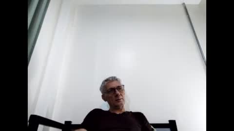 Snapshot of cucaio18 chatting on January 2025 08:24:01 AM BIG UNCUT HARD COCK online show from January 2025 08:24:01 AM