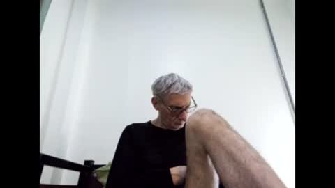 Snapshot of cucaio18 chatting on January 2025 12:50:01 AM BIG UNCUT HARD COCK online show from January 2025 12:50:01 AM