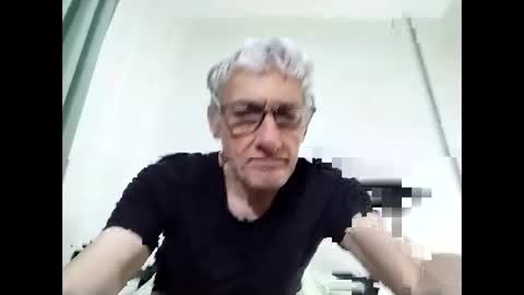 Snapshot of cucaio18 chatting on February 2025 07:55:02 AM BIG UNCUT HARD COCK online show from February 2025 07:55:02 AM