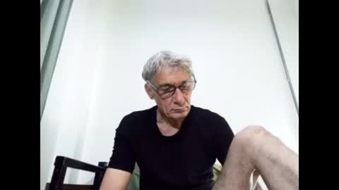 Snapshot of cucaio18 chatting on March 2025 01:01:02 AM BIG UNCUT HARD COCK online show from March 2025 01:01:02 AM
