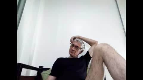 Snapshot of cucaio18 chatting on March 2025 01:21:01 PM BIG UNCUT HARD COCK online show from March 2025 01:21:01 PM