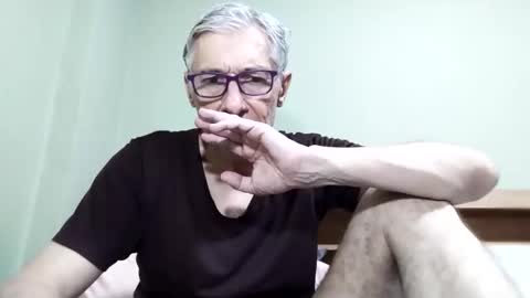 Snapshot of cucaio18 chatting on October 2025 10:00:02 AM BIG UNCUT HARD COCK online show from October 2025 10:00:02 AM