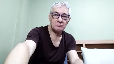 Snapshot of cucaio18 chatting on October 2025 02:09:02 AM BIG UNCUT HARD COCK online show from October 2025 02:09:02 AM