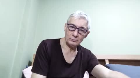 Snapshot of cucaio18 chatting on October 2025 02:42:02 AM BIG UNCUT HARD COCK online show from October 2025 02:42:02 AM