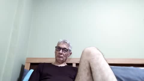 Snapshot of cucaio18 chatting on October 2025 01:06:01 AM BIG UNCUT HARD COCK online show from October 2025 01:06:01 AM