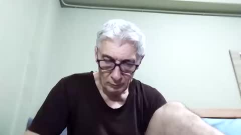 Snapshot of cucaio18 chatting on November 2025 02:00:01 AM BIG UNCUT HARD COCK online show from November 2025 02:00:01 AM