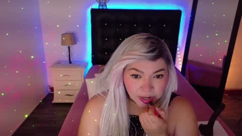 cuckoldlover69_ online show from December 2024 04:00:02 AM